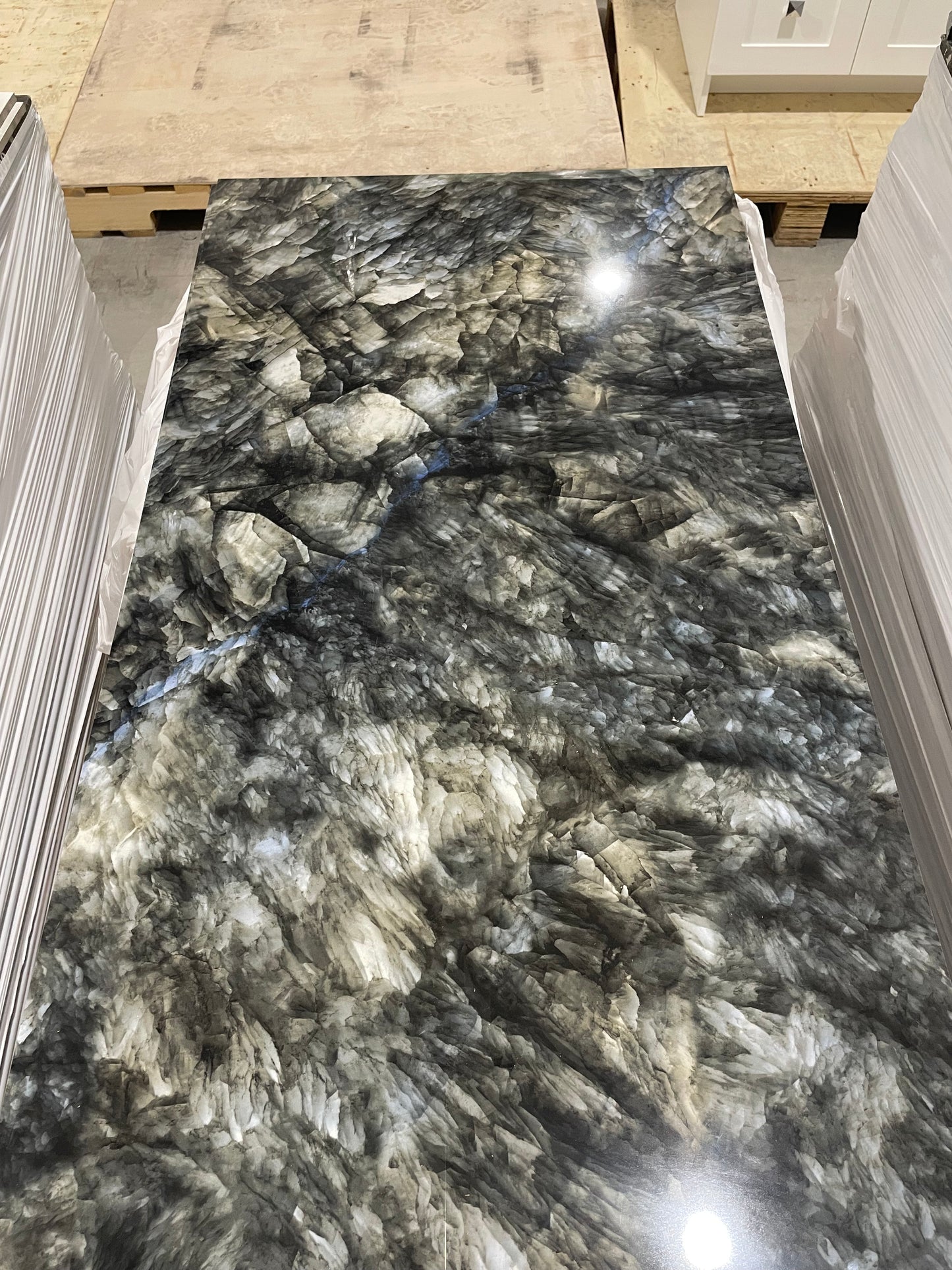 24"x48" Pryzm polished Tile $3.99/sf 15.5sf/box