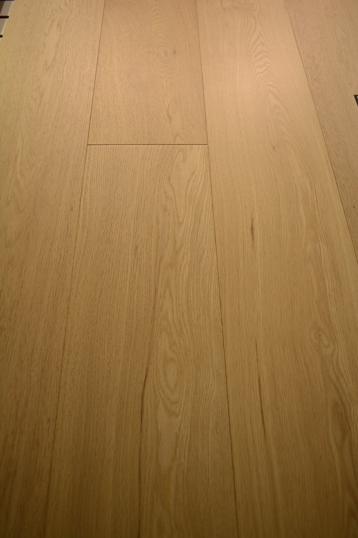 Engineered Oak: Honey $7.99/SF 24.11sf/box