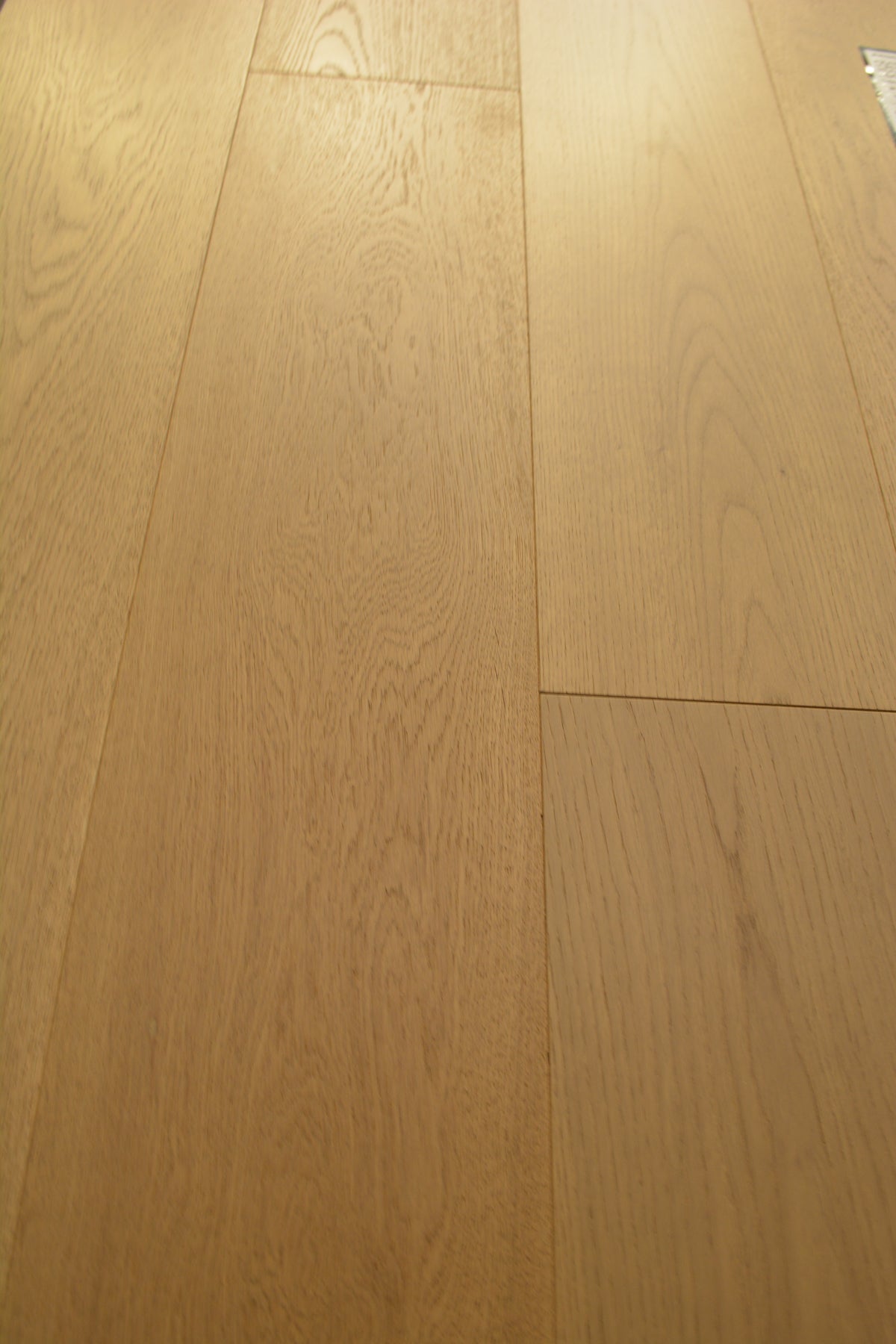 Engineered Oak: Biscotti $7.99/SF 24.11sf/box