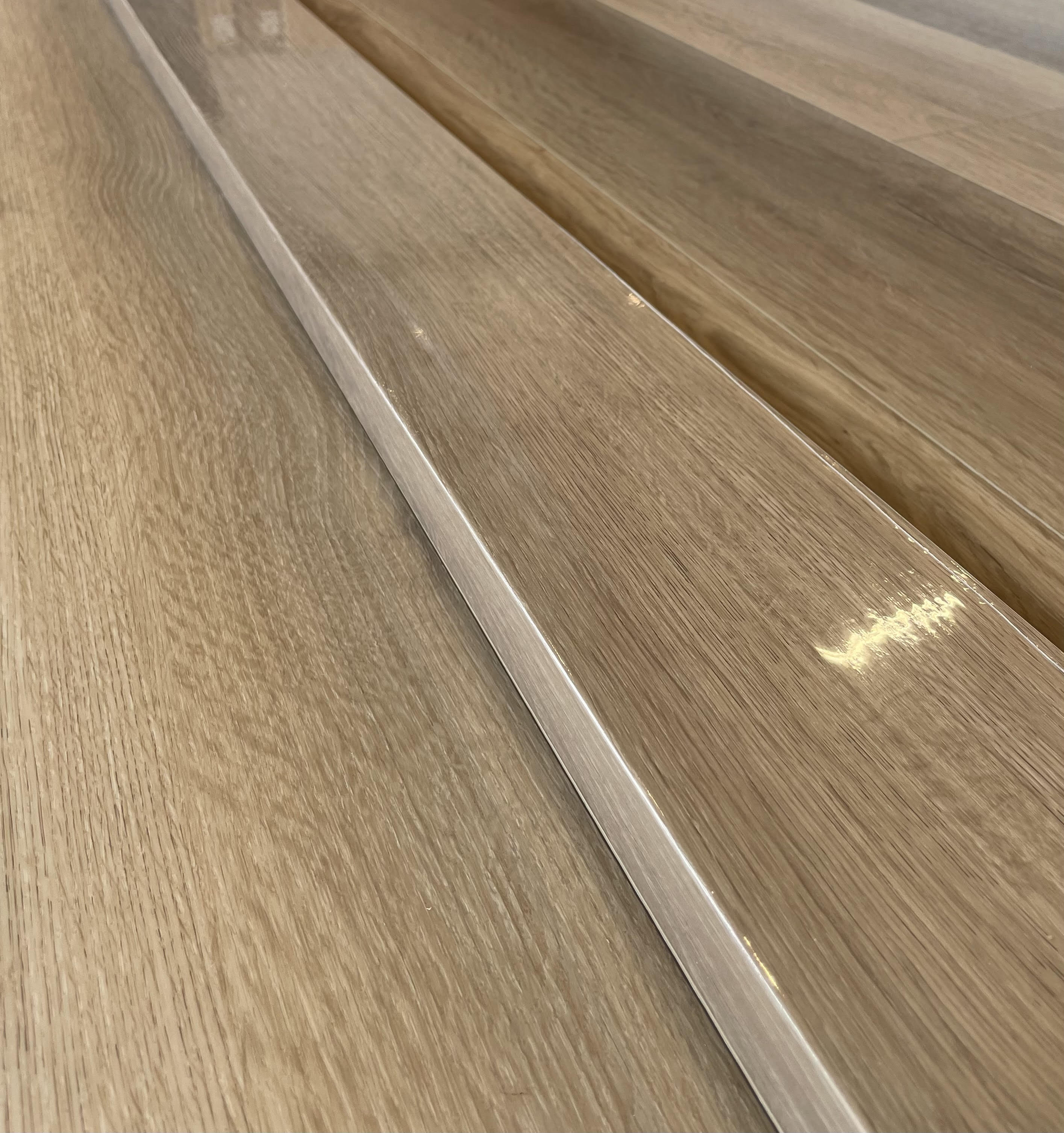 V8001 (Banff) - Flush Vinyl Stair Nosing