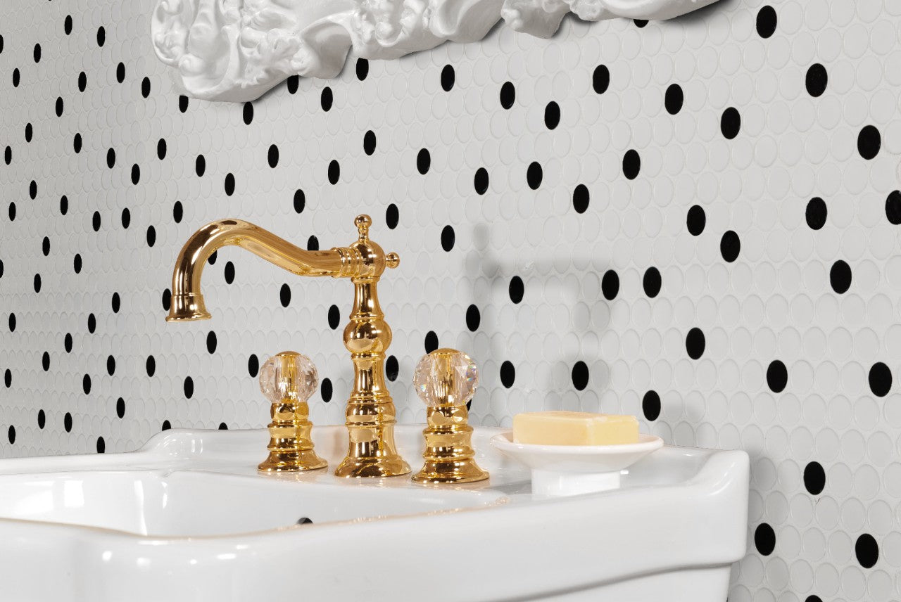 White & Black Glossy Penny Round - Backsplash